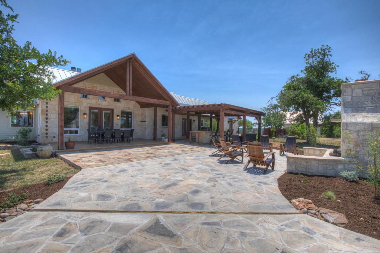 Luxury Ranch With Pool-Hot Tub-Firepit Near Fred! Villa Fredericksburg Esterno foto